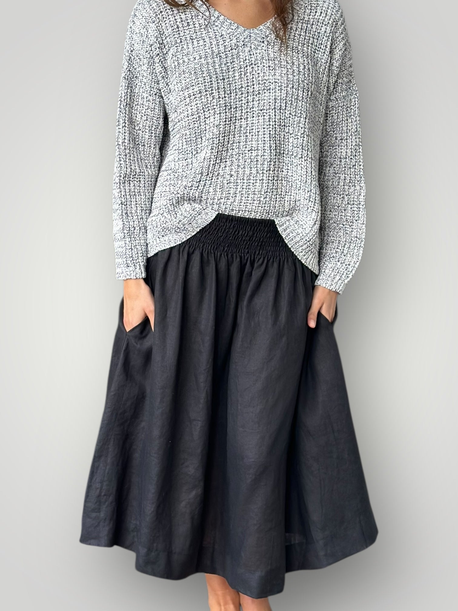 lola skirt - black linen