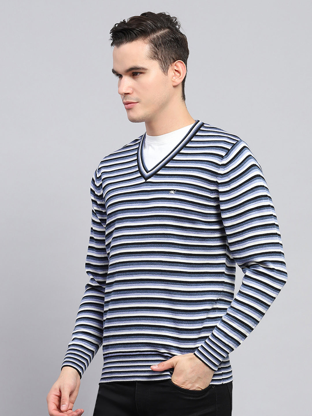 Men Blue Stripe V Neck Full Sleeve Pullover