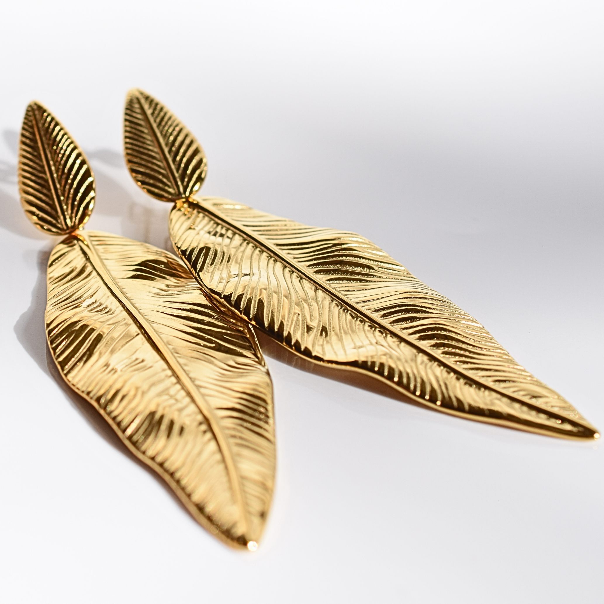 Dangled leaf studs - Gold