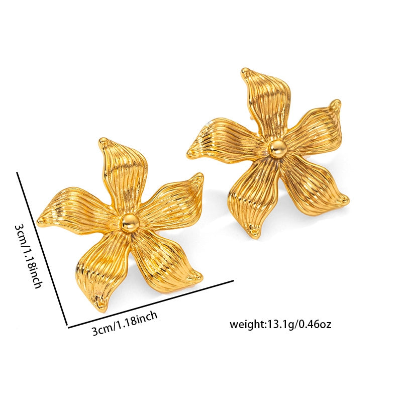 1 Pair Elegant Heart Shape Flower Spiral Titanium Steel Ear Studs