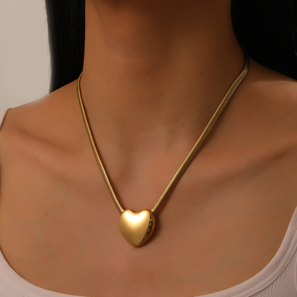 Fashion Personality Smooth Three-Dimensional Love Snake Bone Chain Stainless Steel Gold-Plated Jewelry Necklace