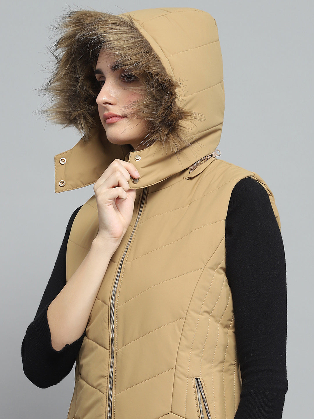 Women Khaki Solid Detachable Hood Sleeveless Jacket