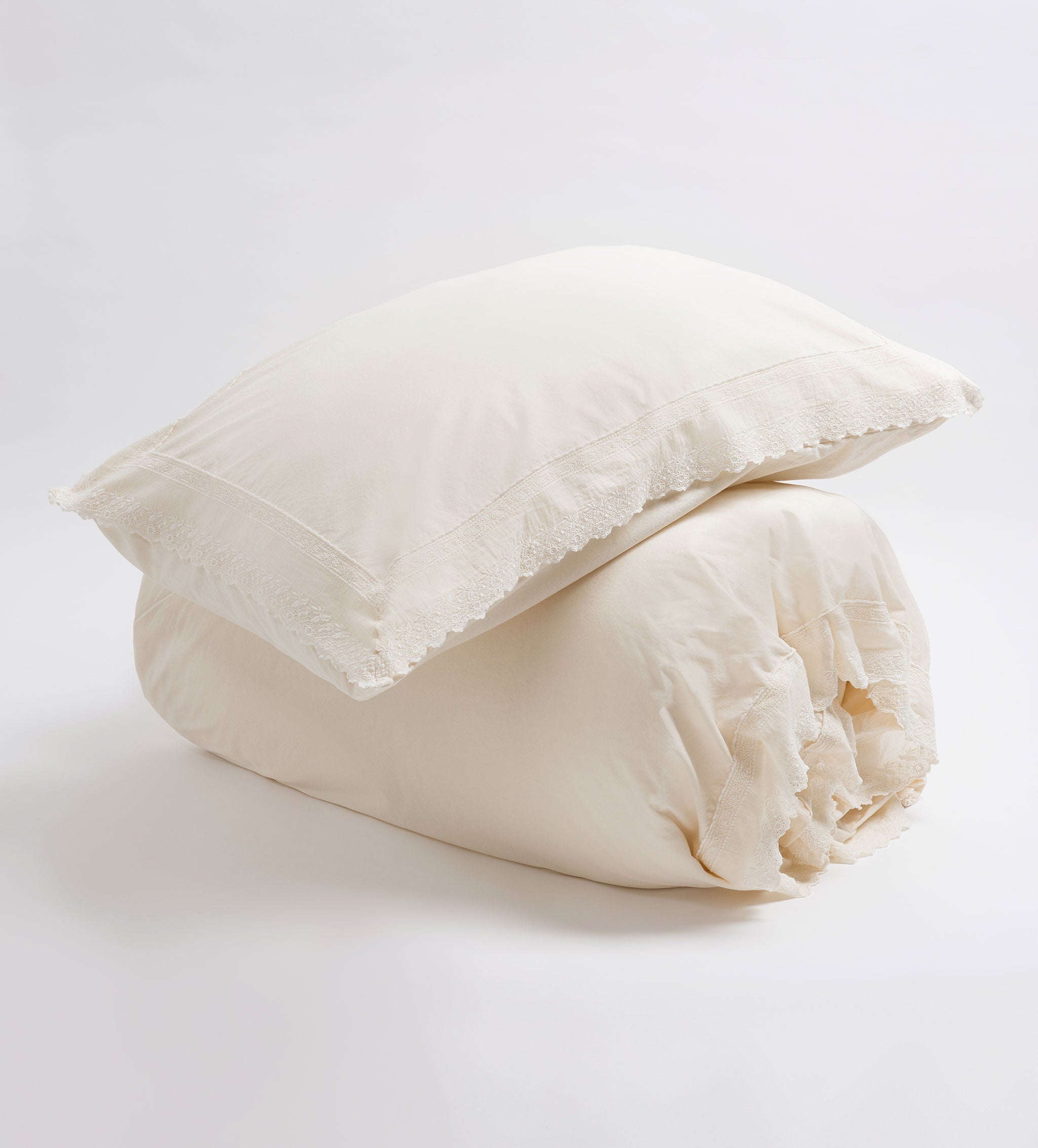 Pia Embroidered 100% Cotton Pillowcase