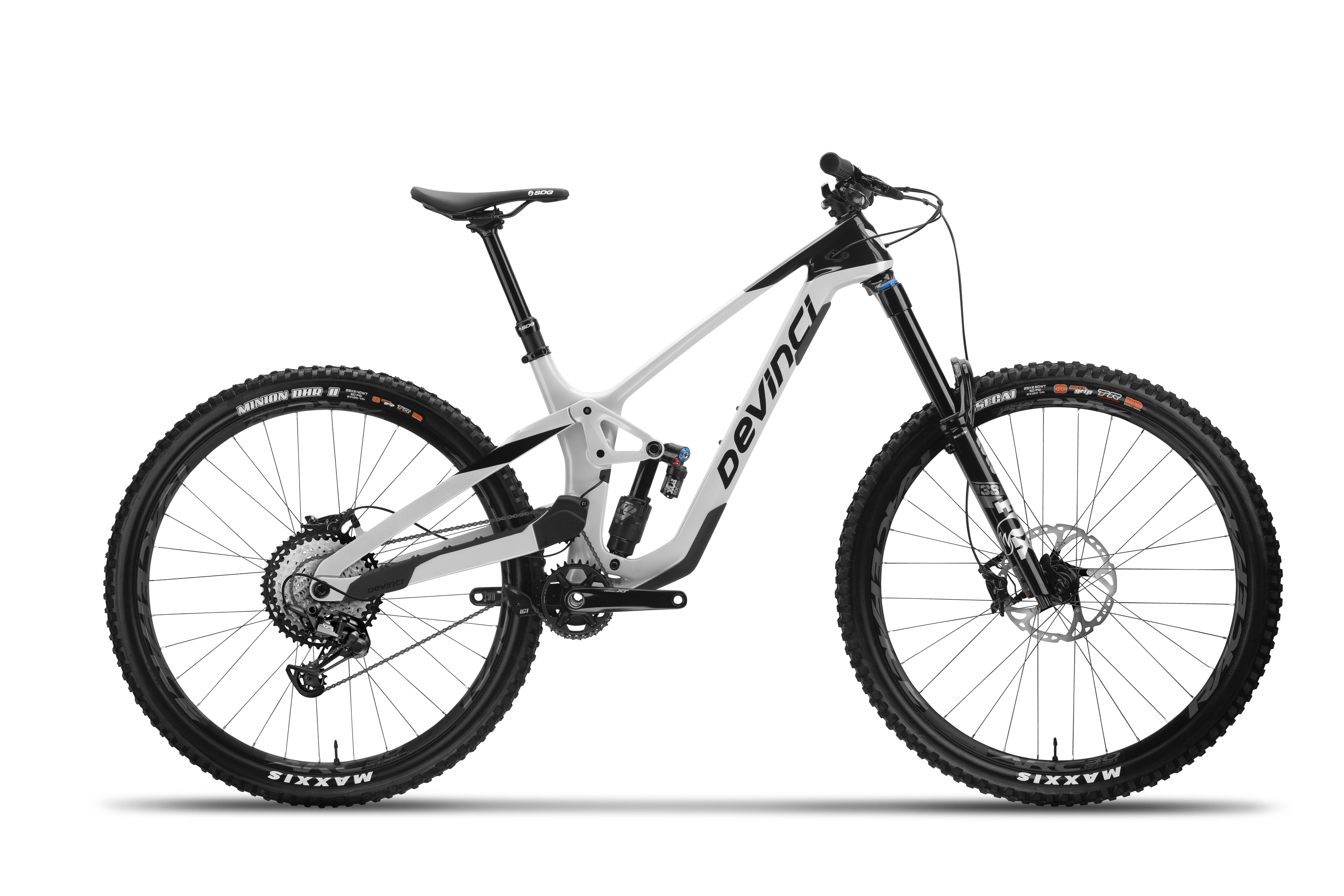 BICICLETA / DEVINCI / SPARTAN /  ENDURO 29 / XT 12s / CARBÒN 🔥