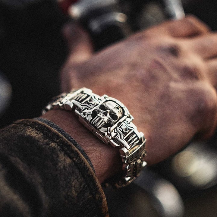 48% OFF HOT SALE-Armed Forces Destiny Struggle Skull Interlock Silver Bracelet