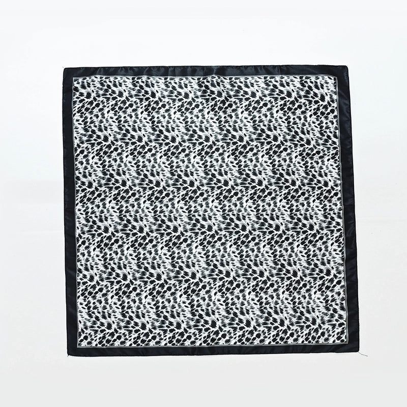 Women's Hip-Hop Minimalist Leopard Satin Printing And Dyeing Printing Silk Scarf