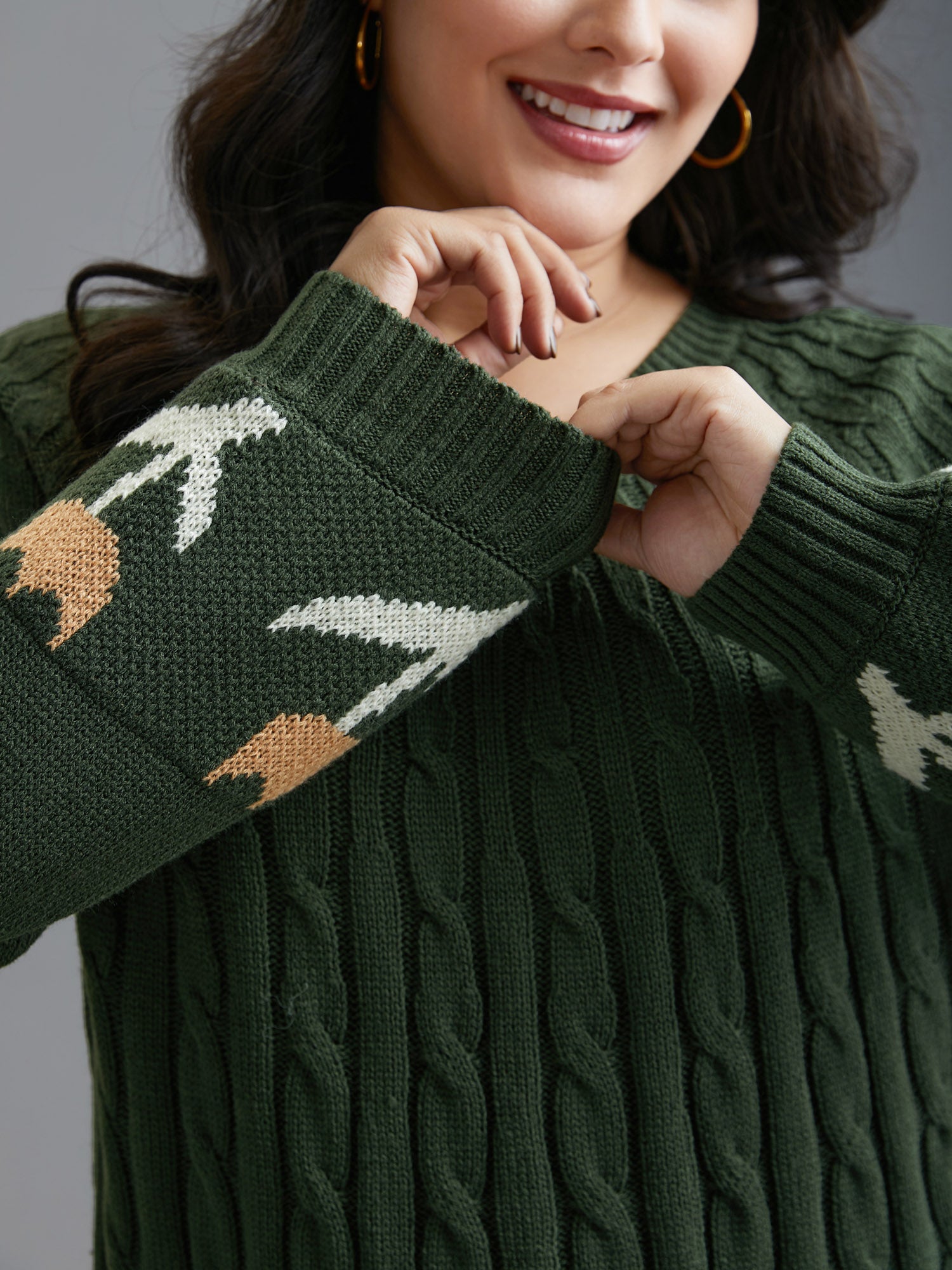 Cable Knit Floral Ribbed Hem Pullover