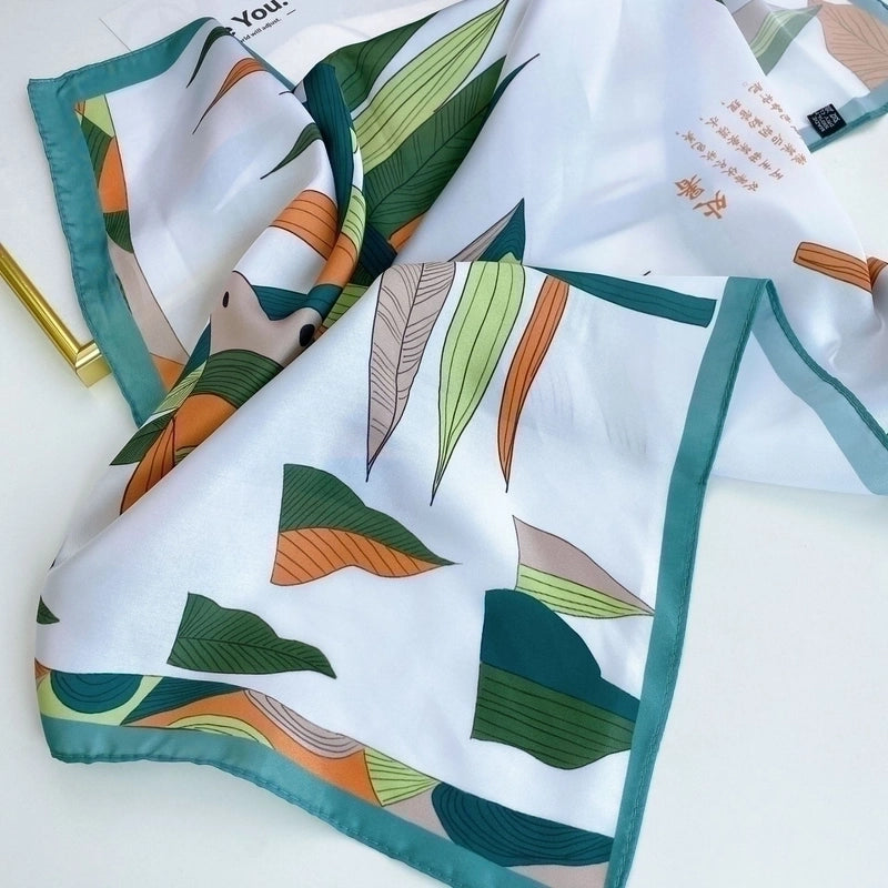 Fashion Contrast Color Printing Small Square Scarf