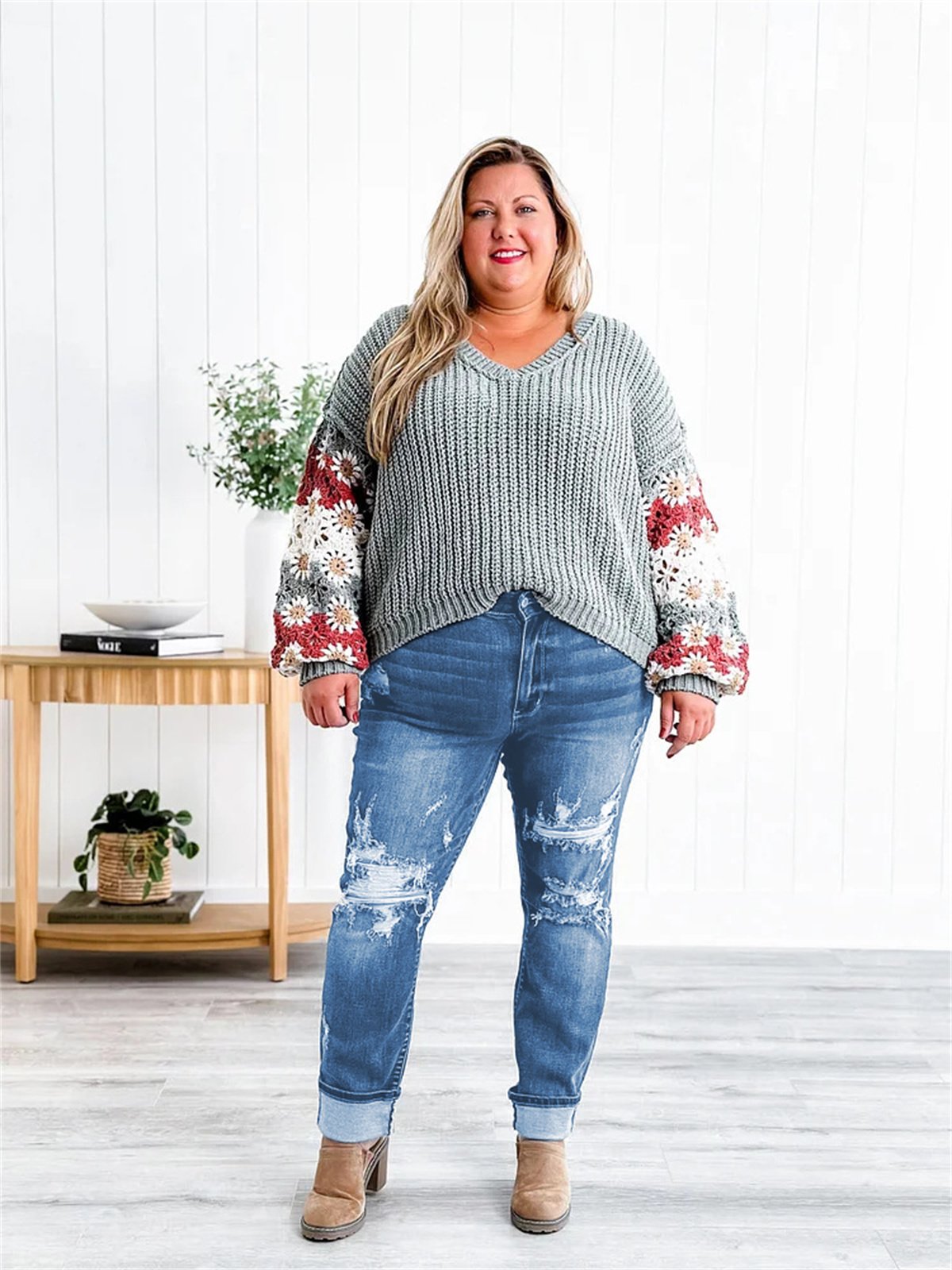 🔥Last Day Promotion 49% Off - Tummy Control Distressed Cuffed Boyfriend Jeans