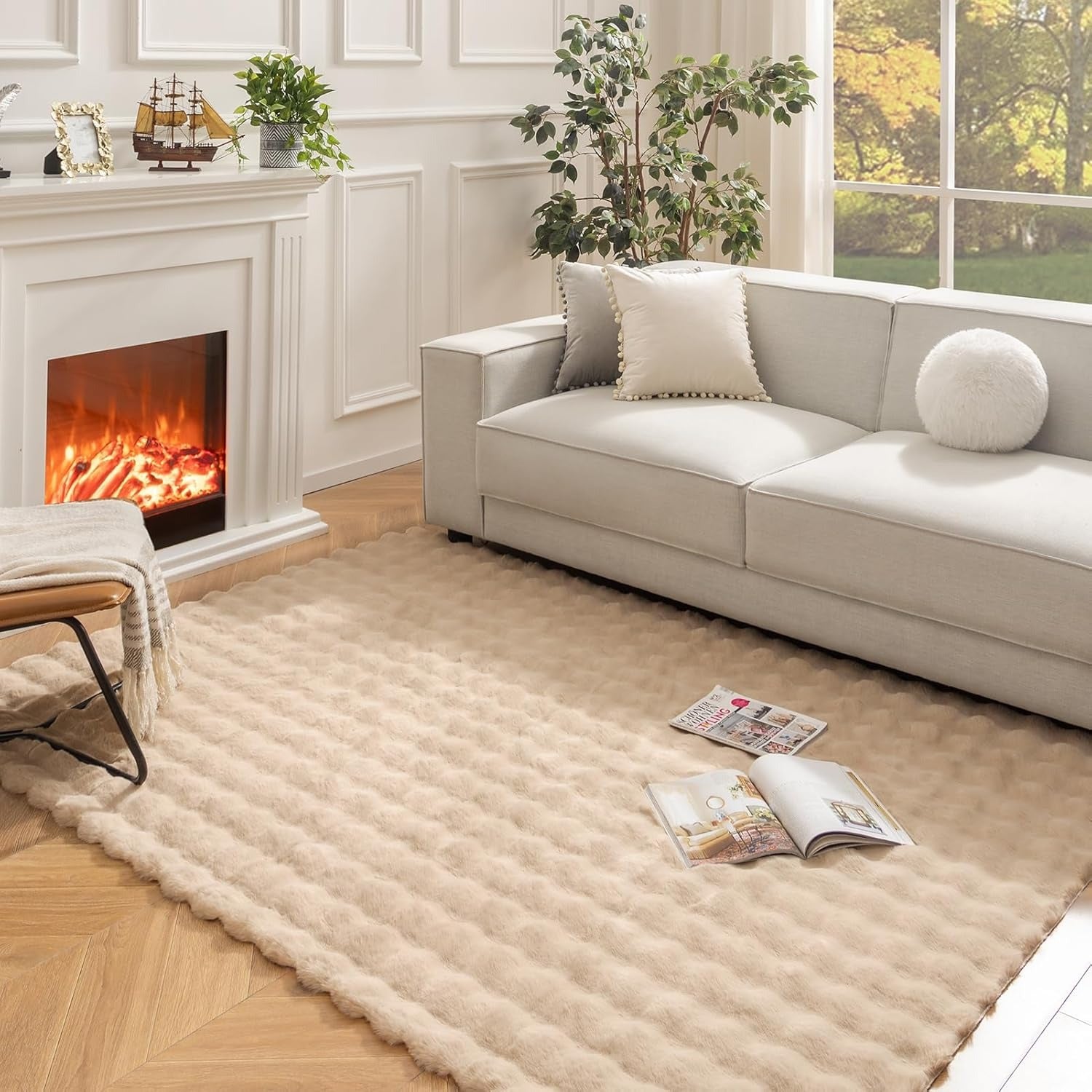 Faux Rabbit Fur Rug Carpet.  4x6 FT Fluffy Soft Area Rug
