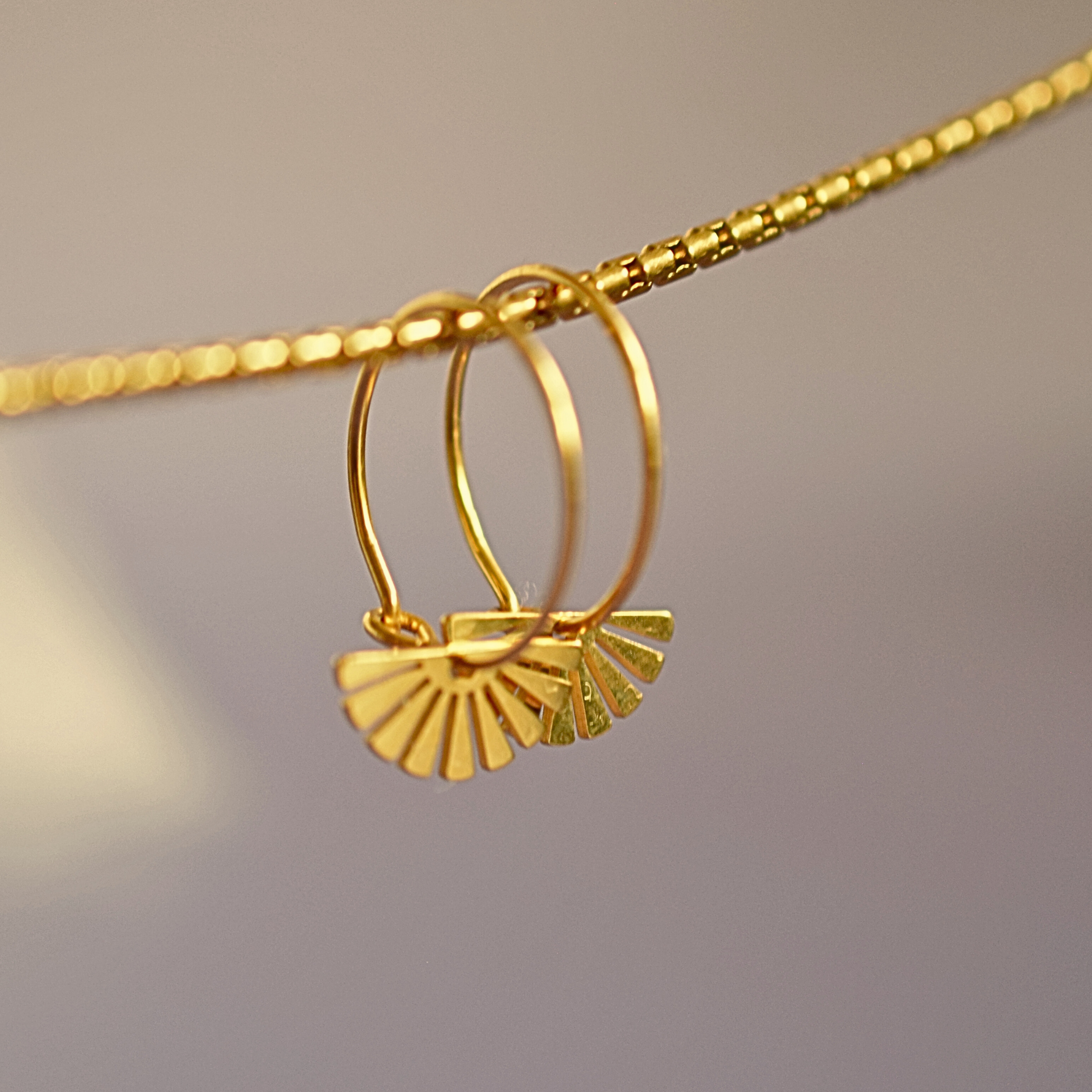 Sunshine charm hoops - Silver