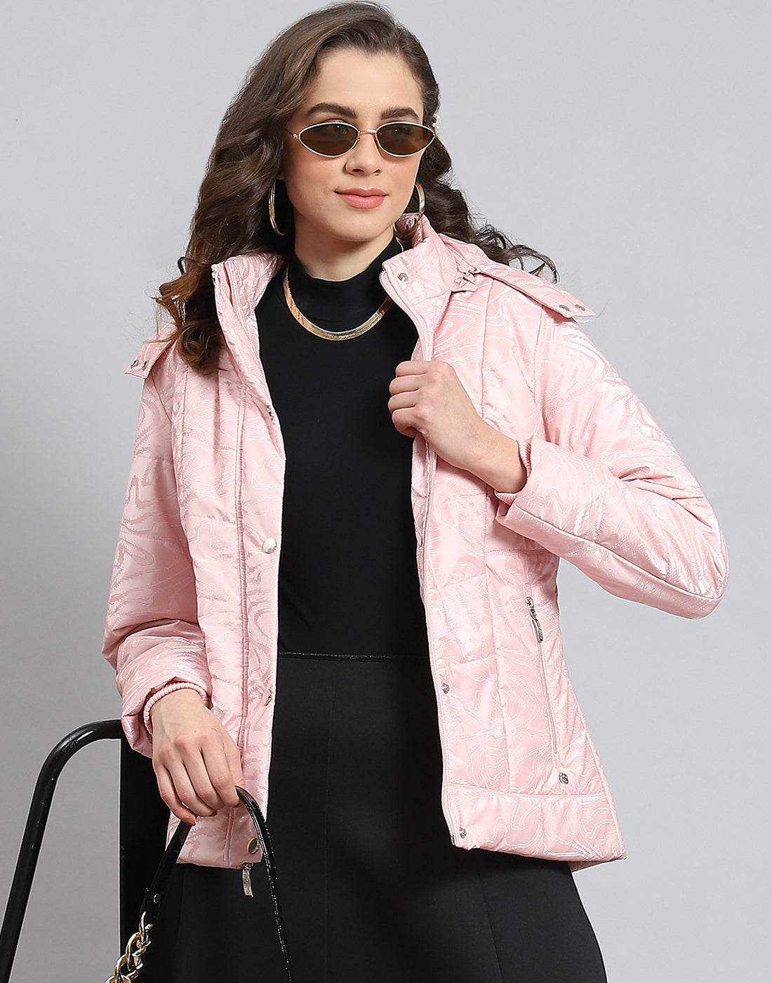 Women Pink Solid Hooded Full Sleeve Jacket