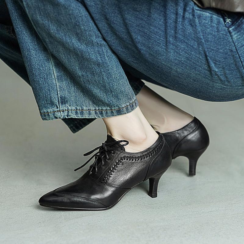 Vintage British Style Pointed Toe Lace-Up 65mm Kitten Heel Oxfords Black/Red