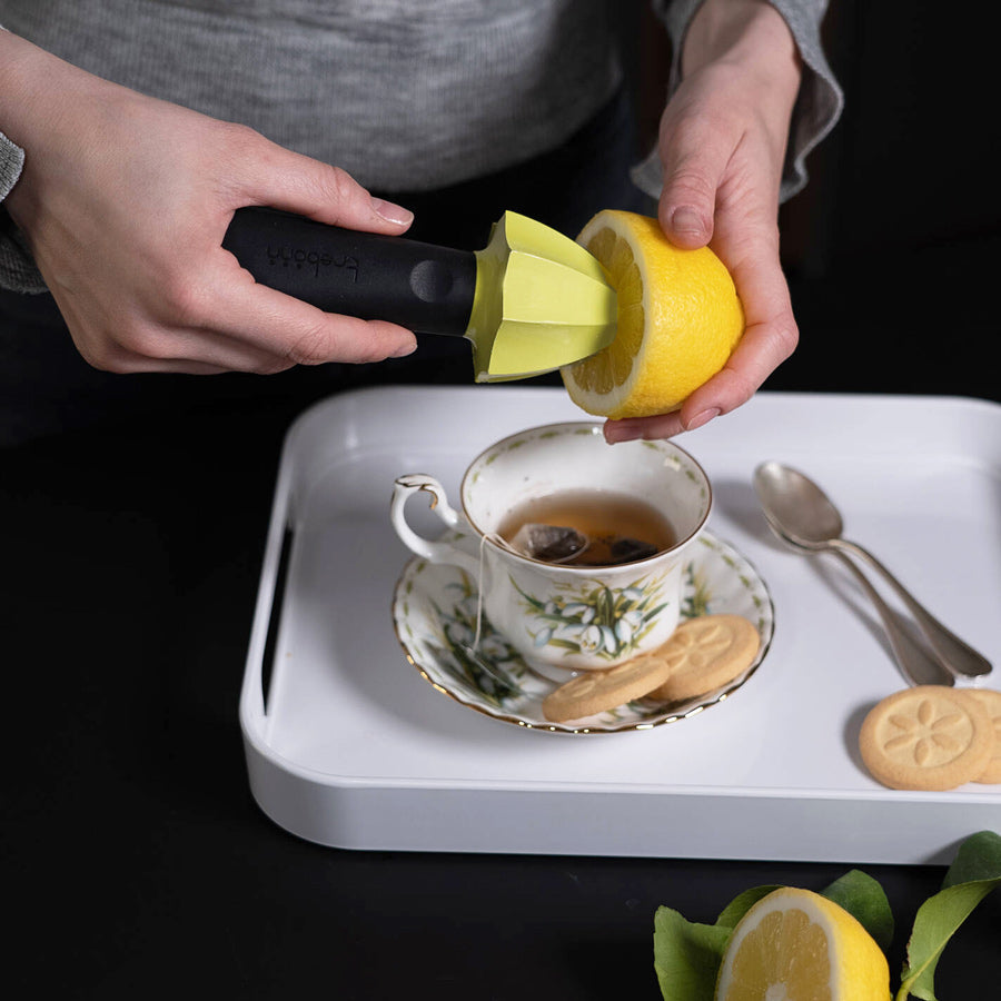 Citrus Lemon Squeezer - Green