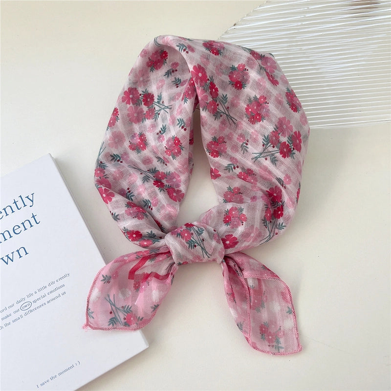 Women's Cartoon Style Cute Sweet Ditsy Floral Cotton And Linen Kerchief