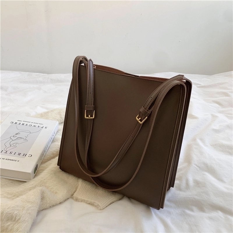Women's All Seasons Pu Leather Solid Color Streetwear Square Open Shoulder Bag
