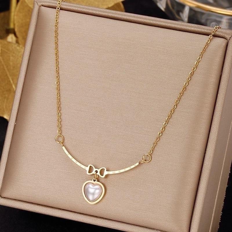 3 Pieces Elegant Minimalist Leaf Four Leaf Clover Insect Stainless Steel Plating Inlay Zircon Pendant Necklace