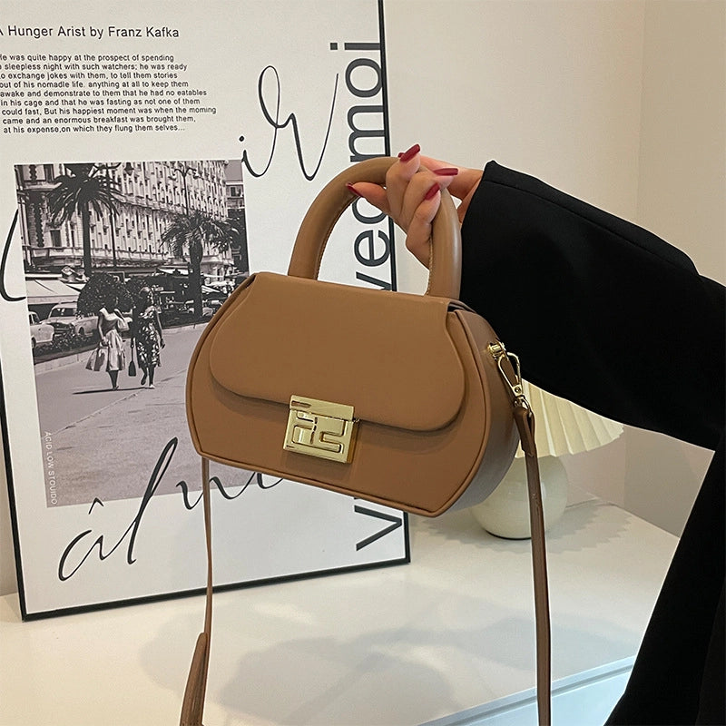 Women's Medium All Seasons Pu Leather Solid Color Classic Style Square Lock Clasp Handbag