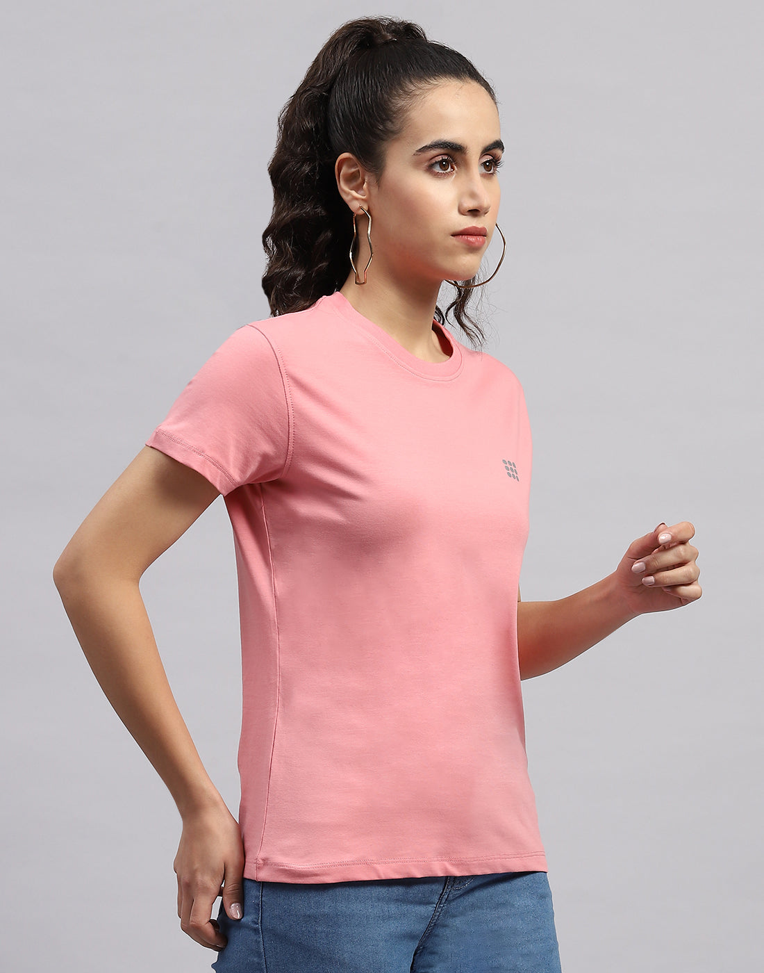 Women Pink Solid Round Neck Half Sleeve Top