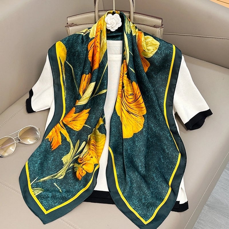 Women's Elegant Vacation Stripe Flower Polyester Silk Scarf