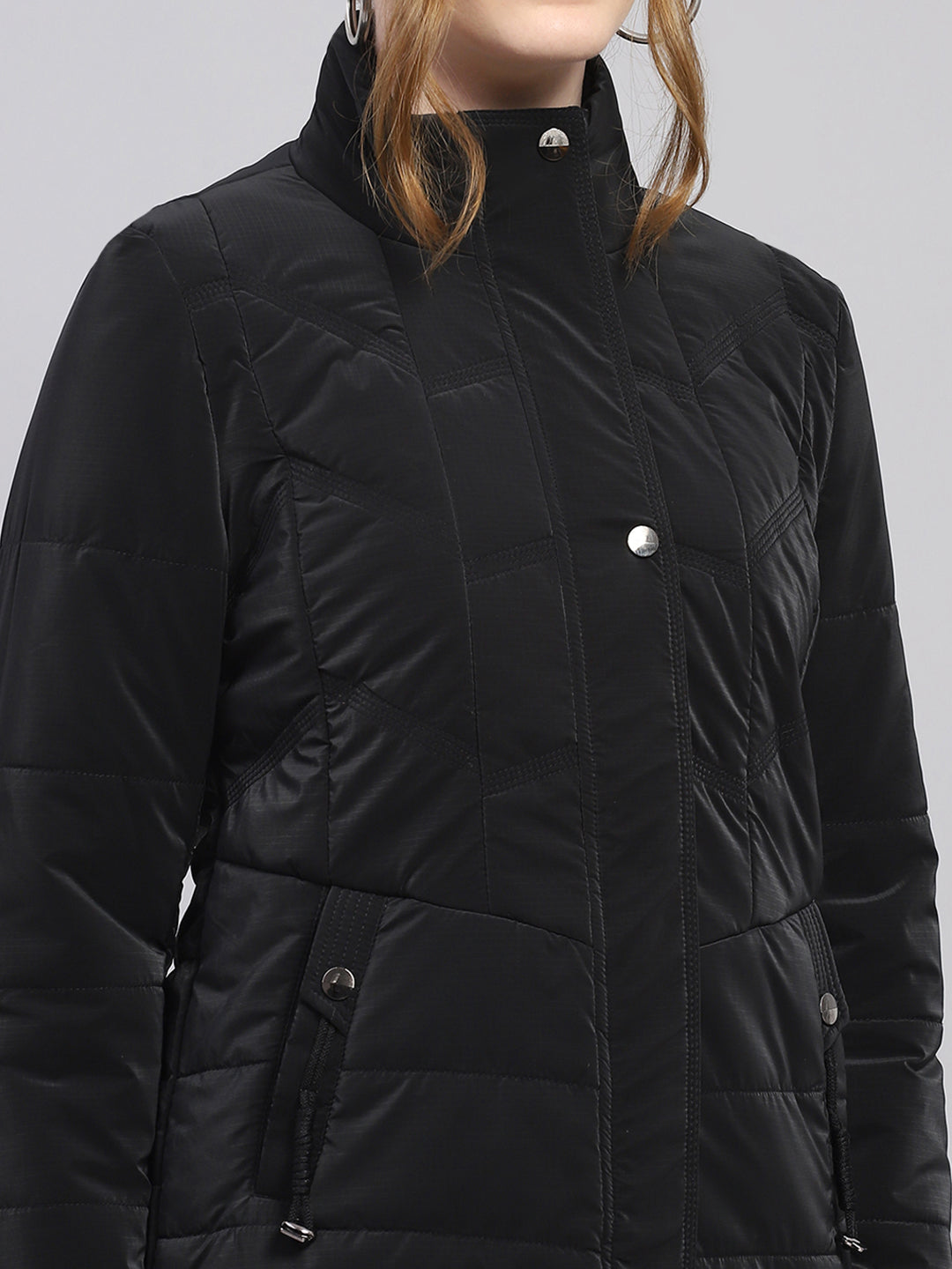 Women Black Solid High Neck Full Sleeve Jacket