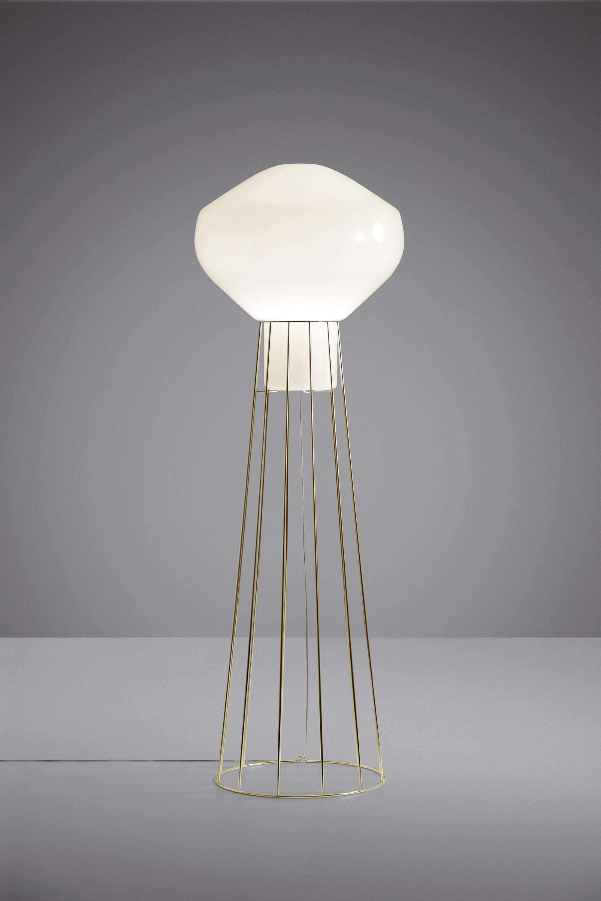 Brynjar | Modern Floor Lamp