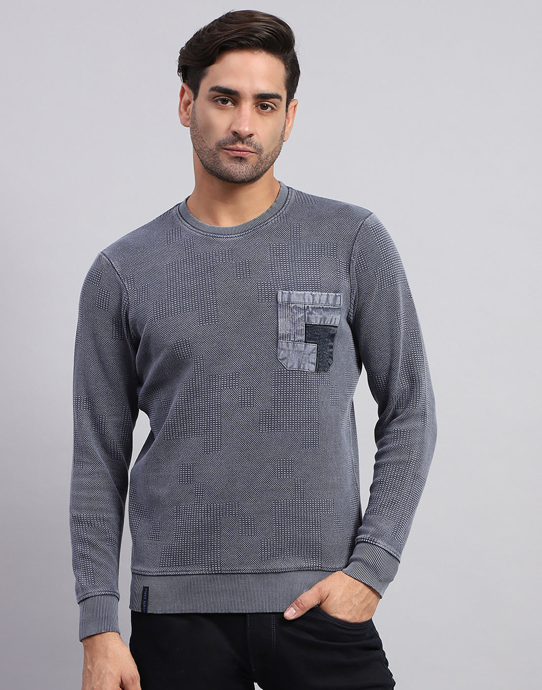 Men Grey Solid Round Neck Full Sleeve Winter T-Shirt