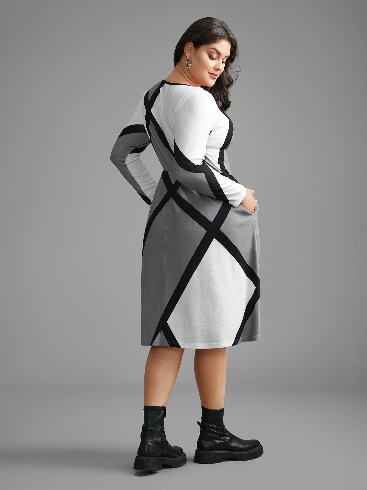 V Neck Colorblock Contrast Pocket Dress