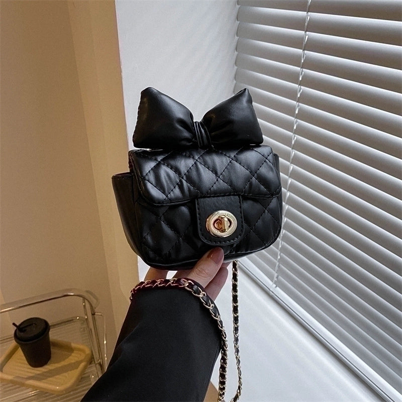 Women's Small All Seasons Pu Leather Solid Color Classic Style Square Lock Clasp Shoulder Bag
