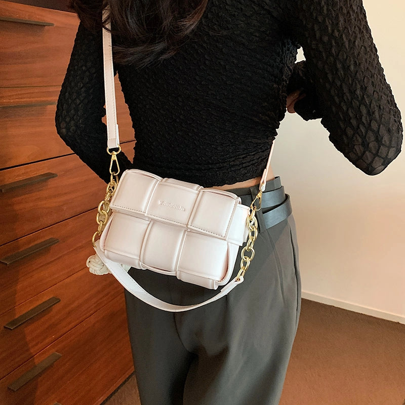Women's Medium Pu Leather Lattice Solid Color Streetwear Magnetic Buckle Crossbody Bag