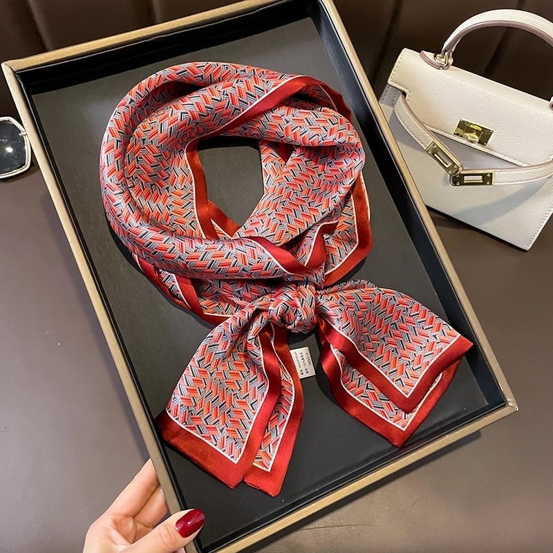 Women's Elegant Basic Lady Printing Silk Printing Silk Scarf
