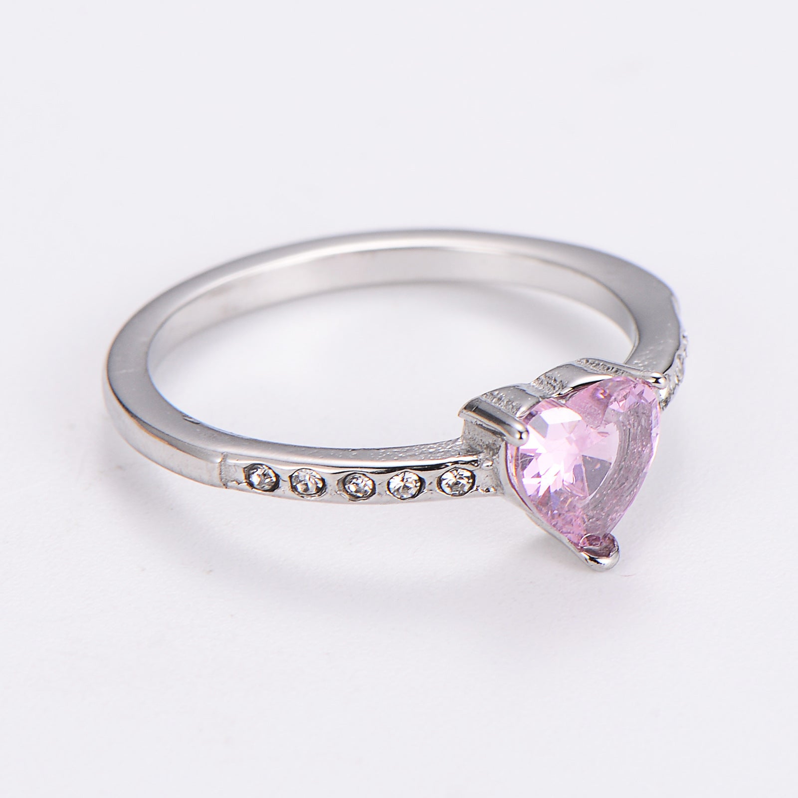Aml Stainless Steel Inlaid Heart Zircon Colored Diamond Ring All-Match Ring