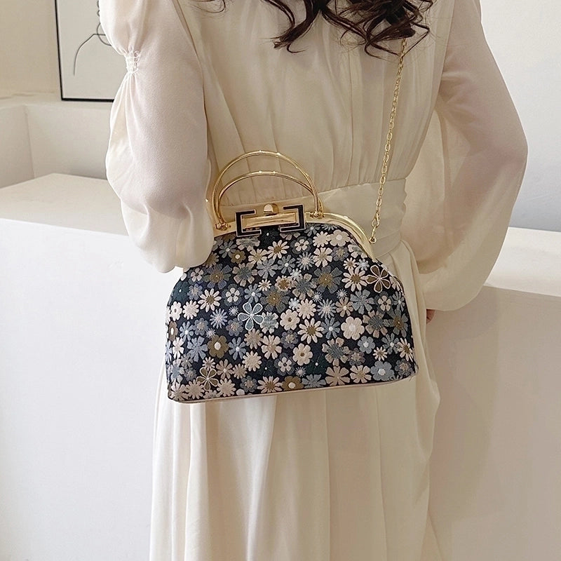 Women's Medium Nylon Ditsy Floral Vintage Style Classic Style Clasp Frame Handbag