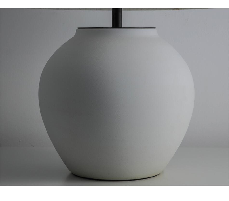 Quorra Ceramic Clay Lamp