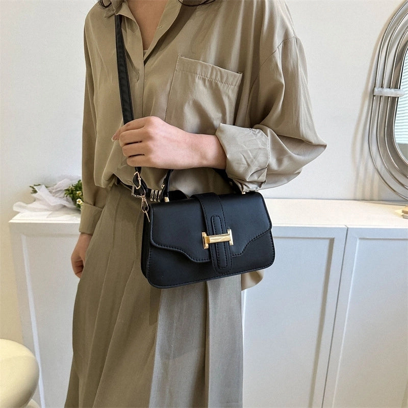 Women's Medium All Seasons Pu Leather Fashion Handbag