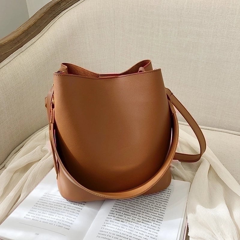Women's Pu Leather Solid Color Elegant Classic Style Bucket Zipper Magnetic Buckle Shoulder Bag Crossbody Bag Bucket Bag