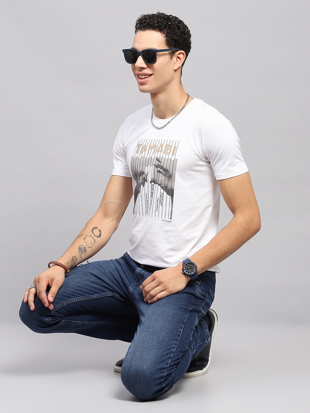 Men White Printed Round Neck Half Sleeve T-Shirt