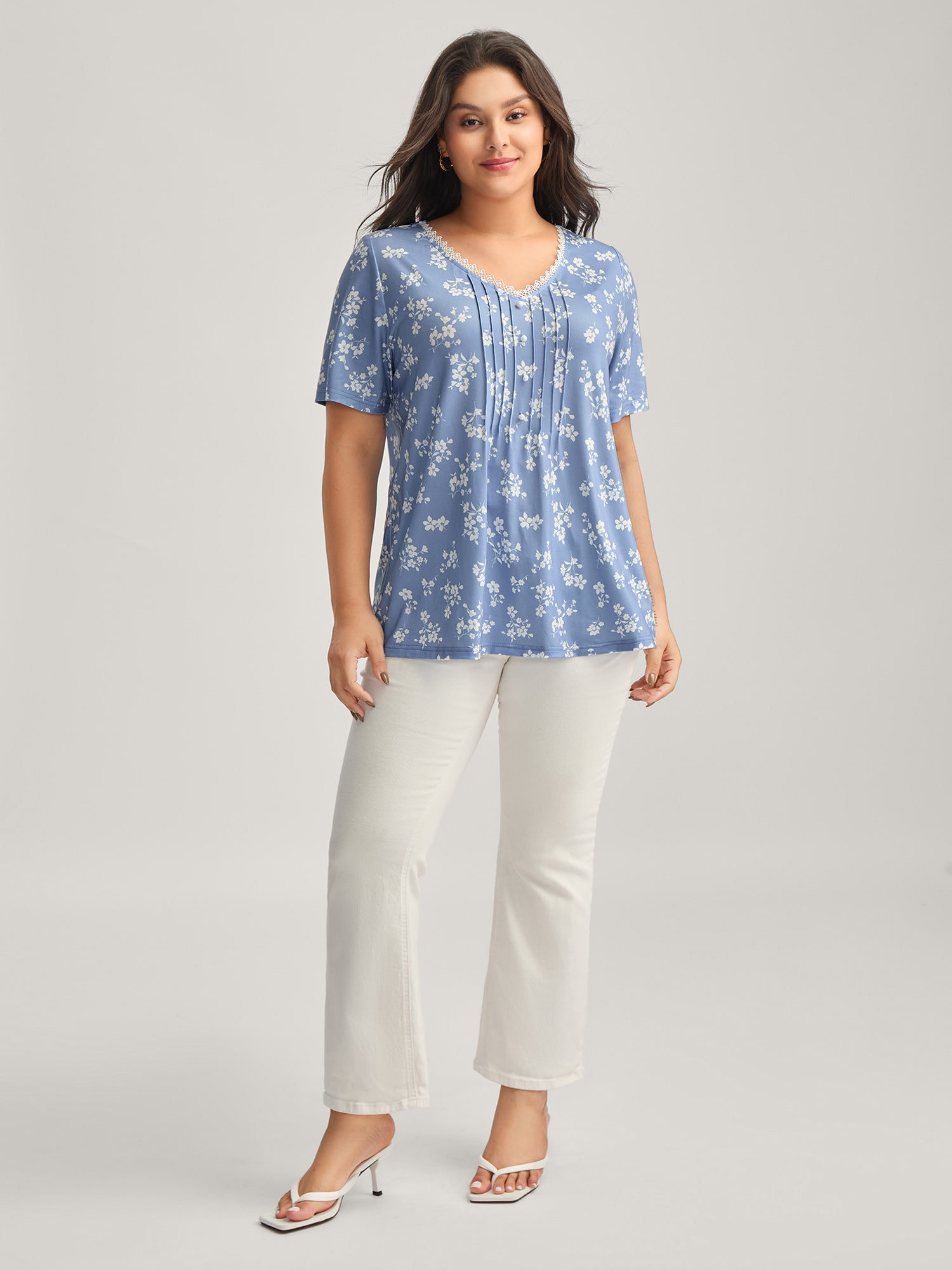 Stretchy Floral Pin Tuck Lace Top
