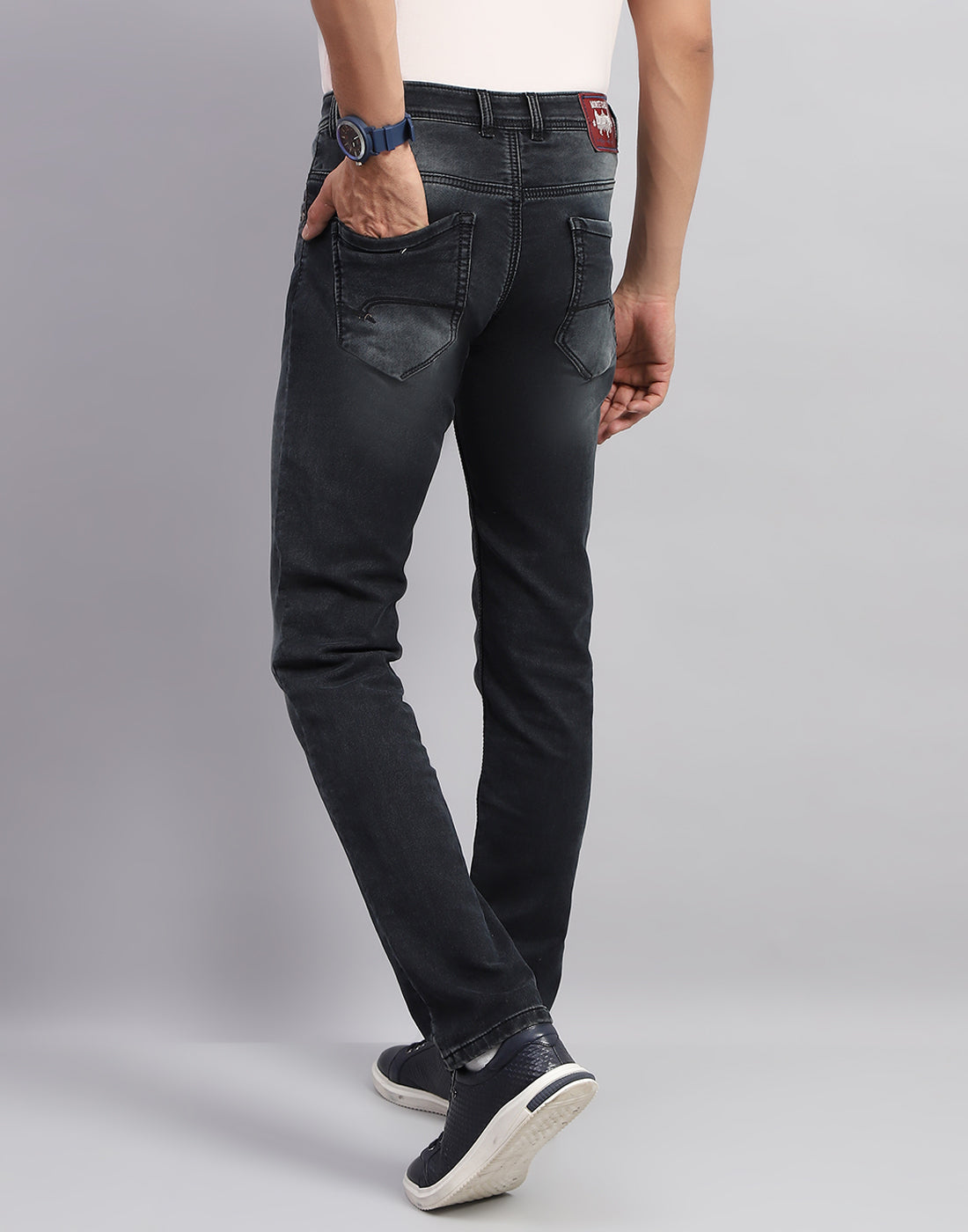 Men Black Light Wash Narrow Fit Denim