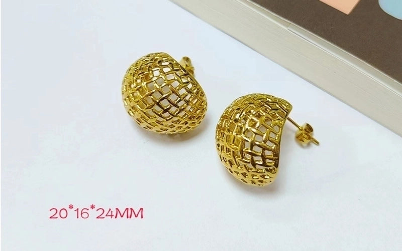 1 Pair Minimalist C Shape Plating Titanium Steel Ear Studs