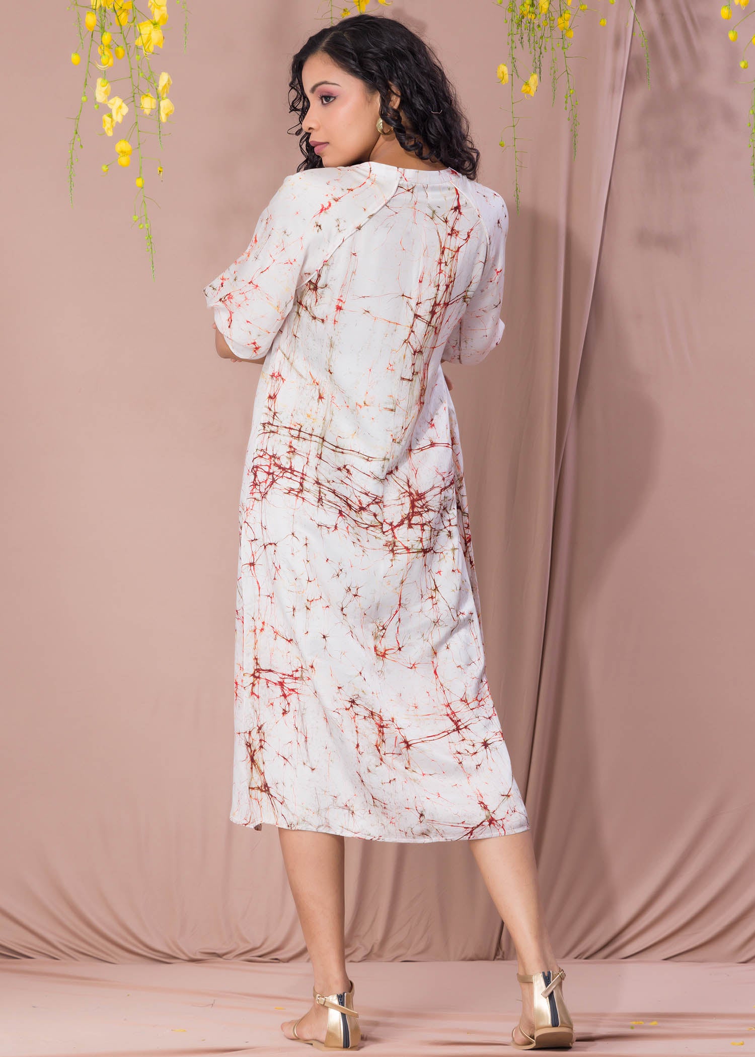 Batik Floral Chinese Neck Detailed Midi Dress