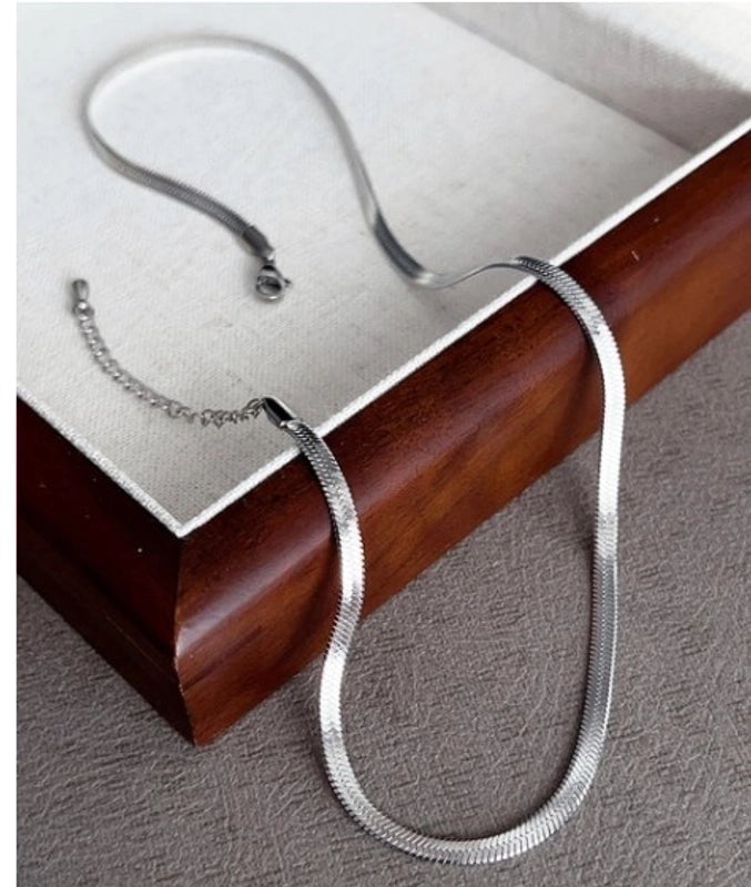 Minimalist Geometric Titanium Steel Plating 18k Gold Plated Necklace