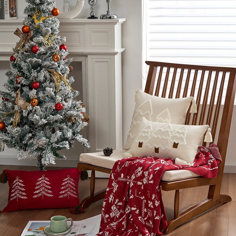 Christmas Couch & Sofa Decor