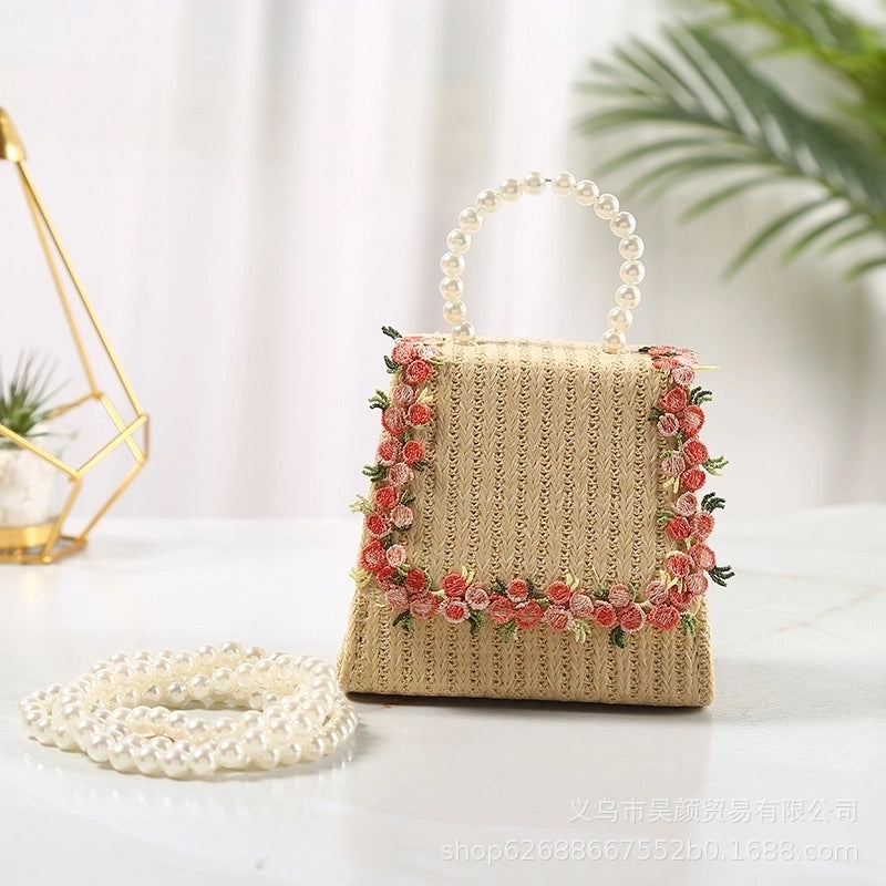 Women's Small Straw Flower Cute Square Flip Cover Handbag