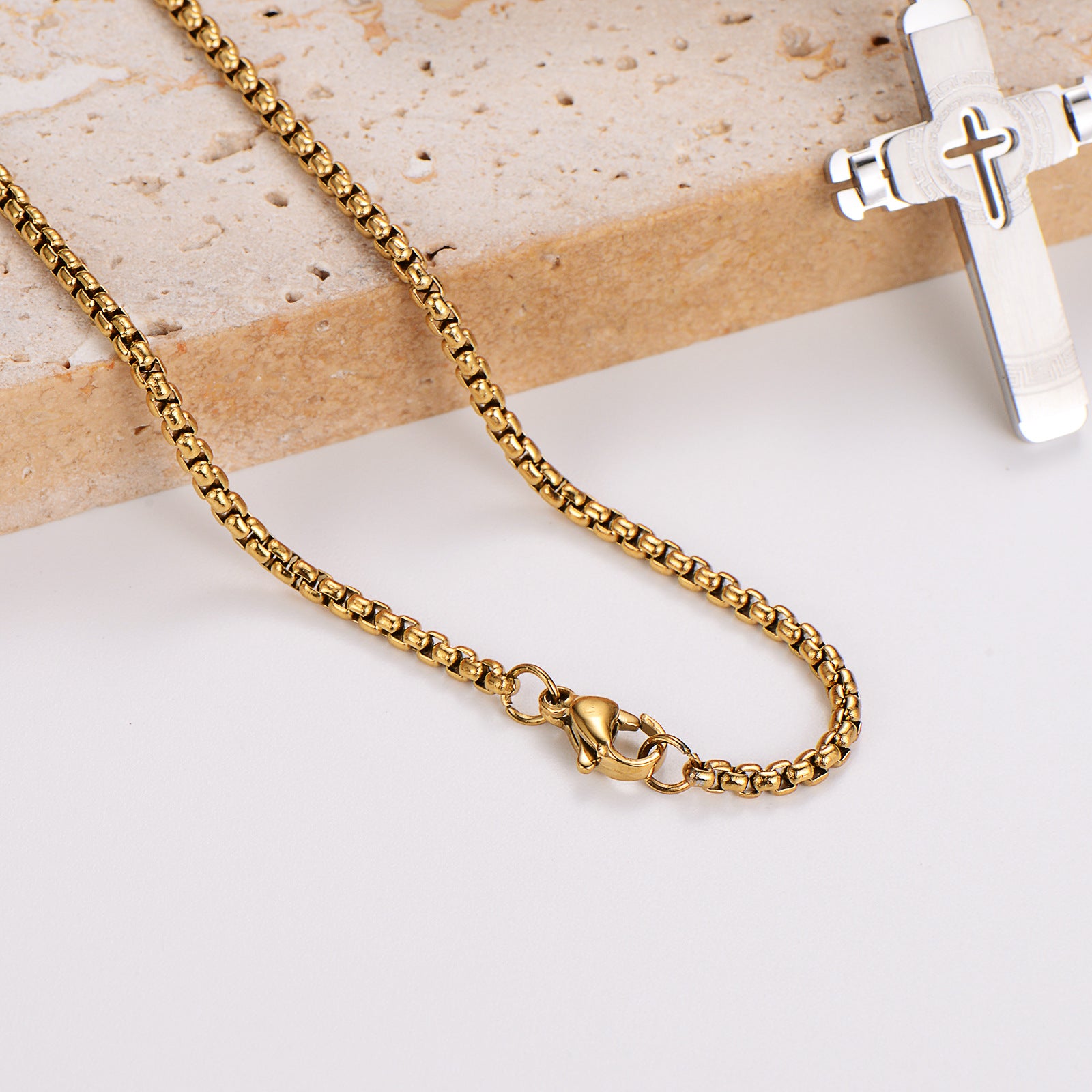 Amlins Stainless Steel Necklace Hollow Simple Engraving Pendant