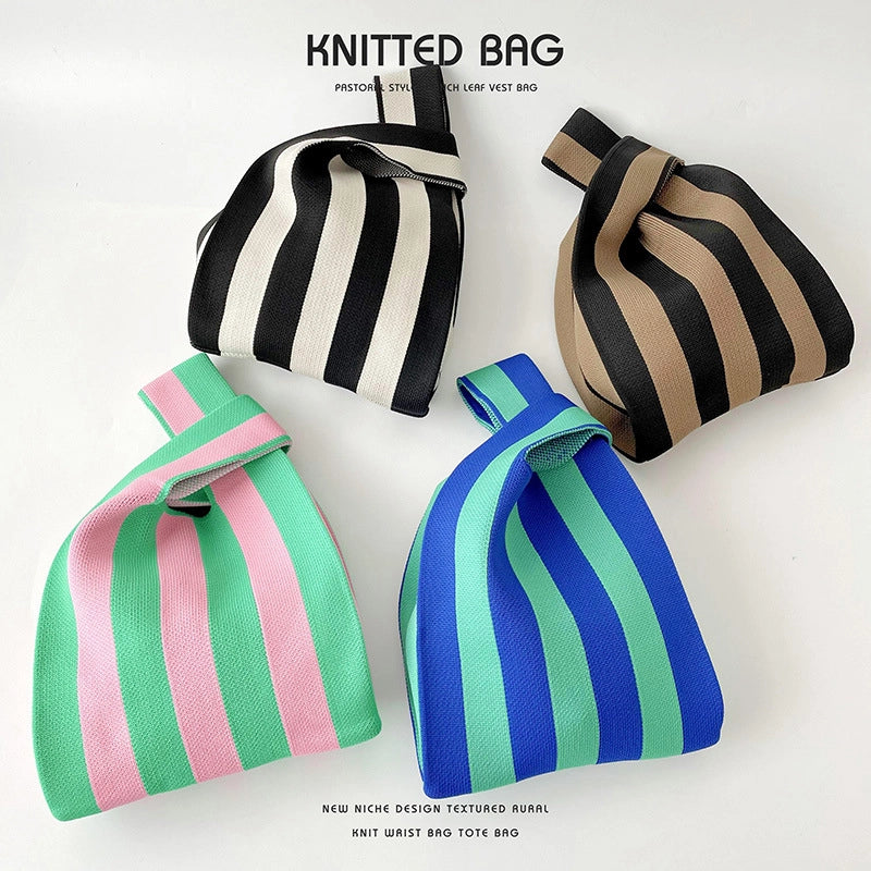 Women's Medium All Seasons Polyester Stripe Classic Style Square Open Handbag