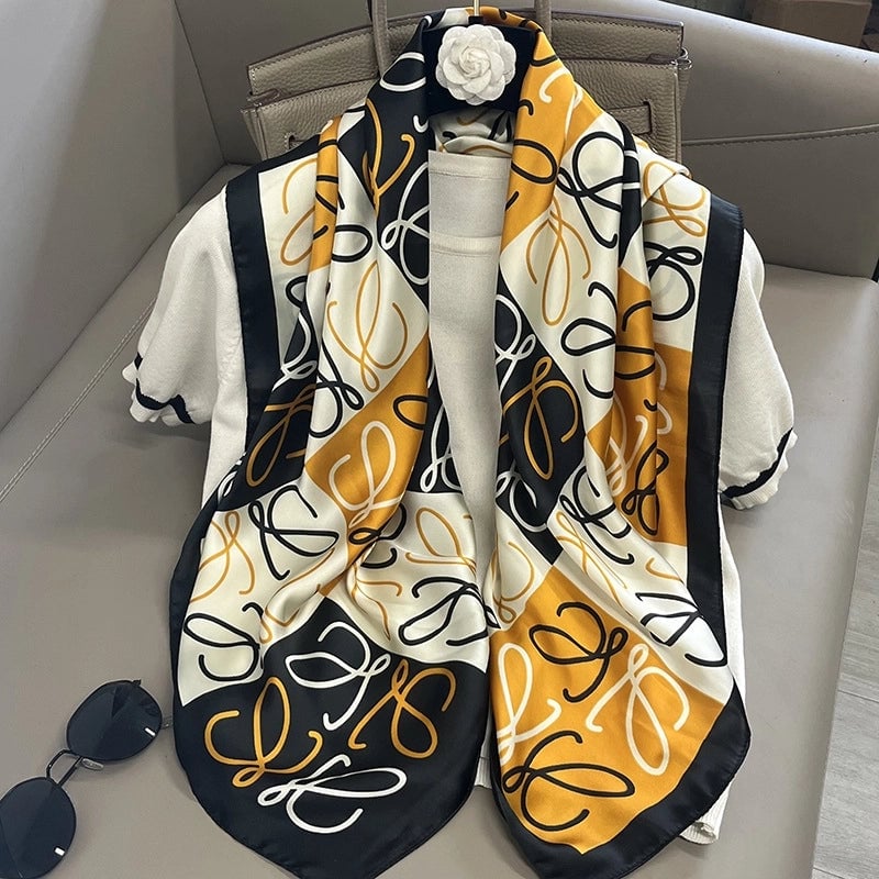 Women's Elegant Vacation Stripe Flower Polyester Silk Scarf