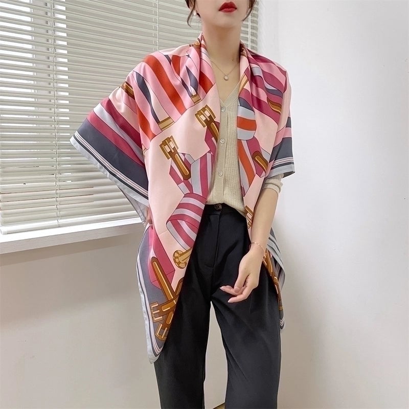 Women's Elegant Minimalist Plant Polyester Silk Scarf