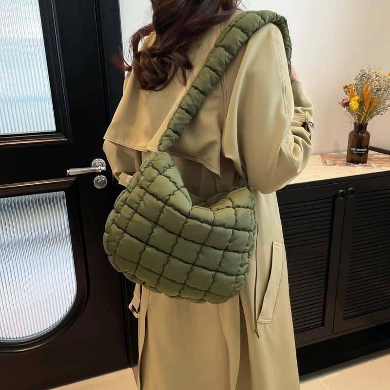 Women's Medium Nylon Embroidery Thread Vintage Style Classic Style Sewing Thread Square Zipper Cloud Shape Bag