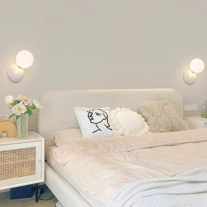 Idalia | Minimalist Wall Lamp